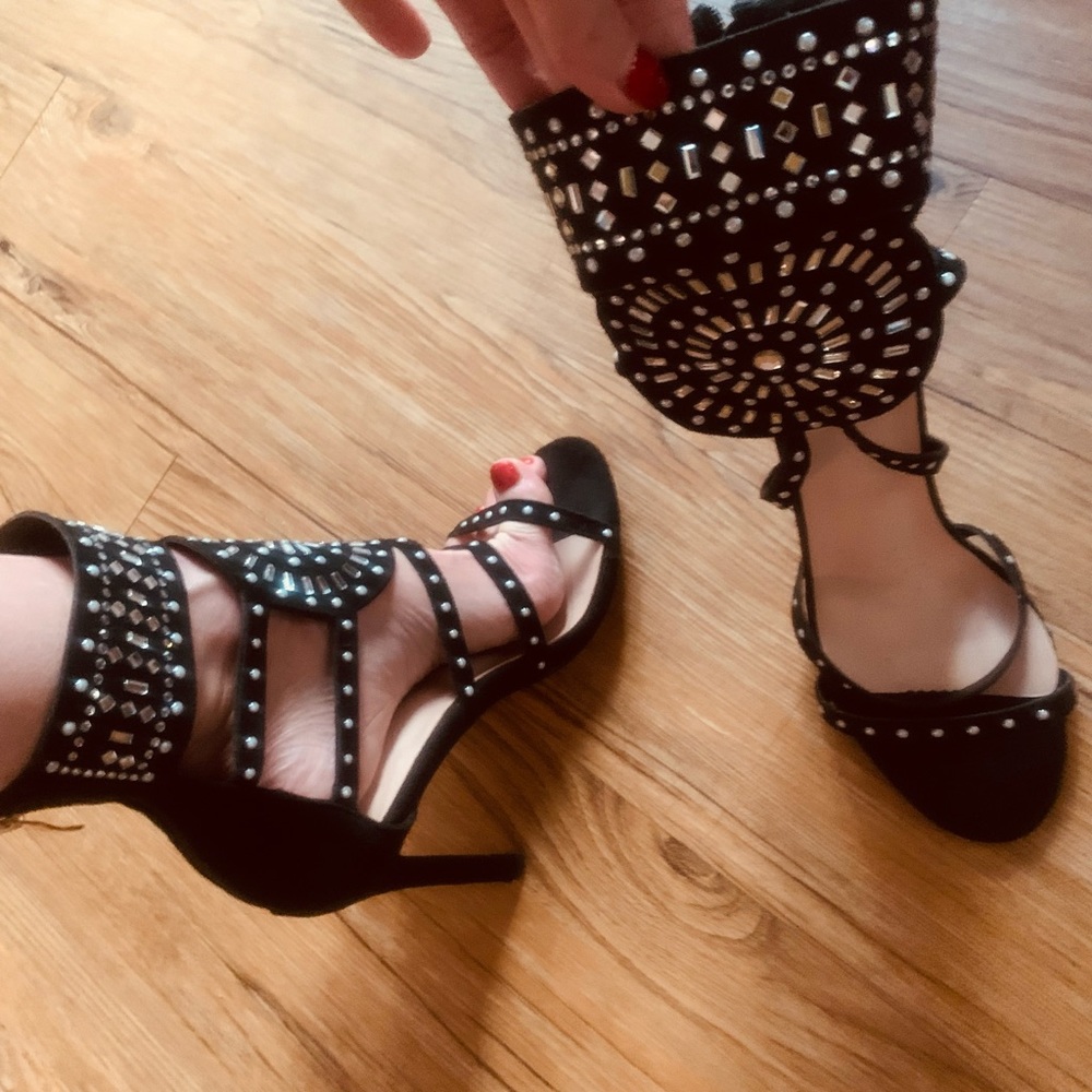 Like New Sexy Bedazzled High Heels! Sz 7